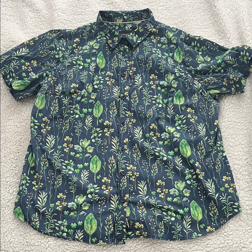 The Essential Button Up Wildfang short sleeved shirt
